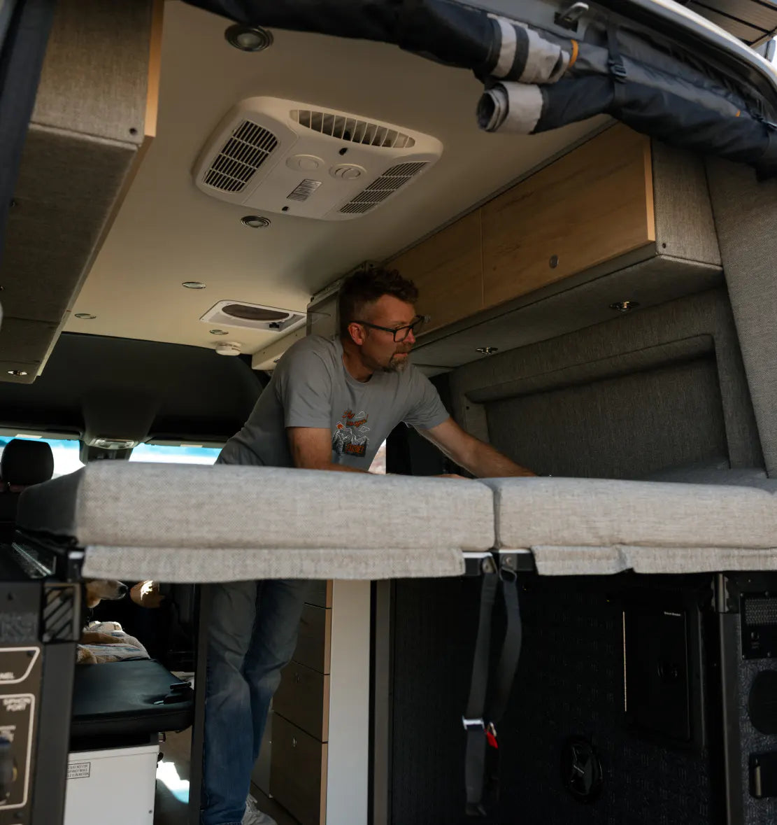 Storyteller MODE Vans DreamWeaver Bed