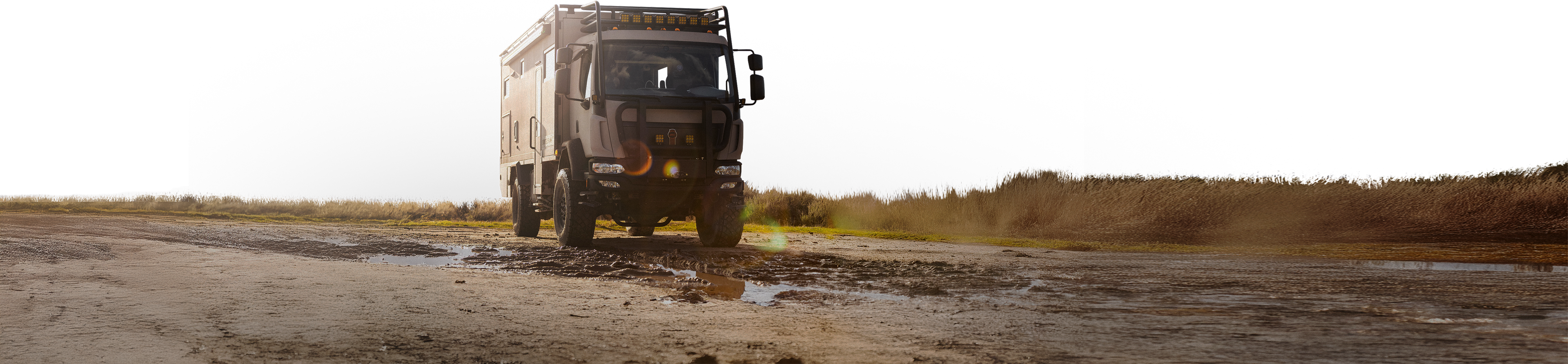 2026 Storyteller Overland GXV EPIC photo 2