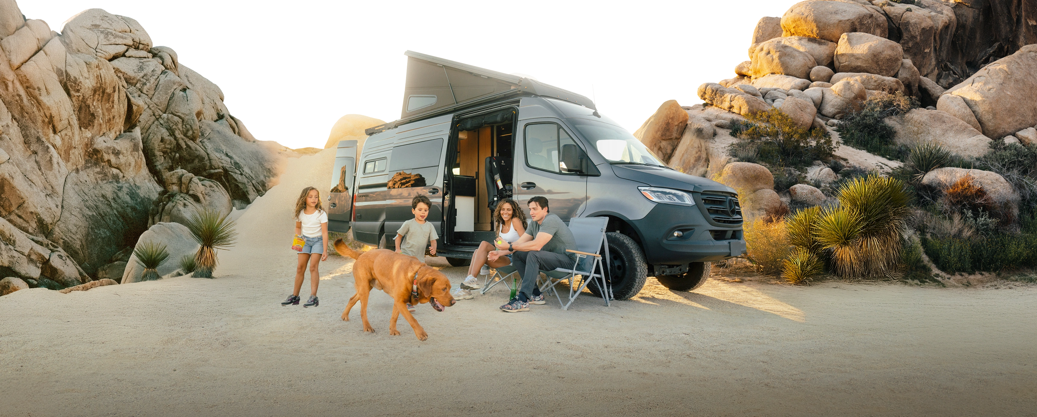 2026 Storyteller Overland Crew MODE XL photo 3